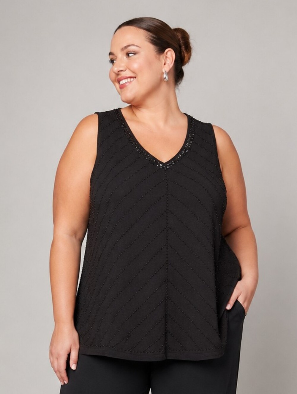 Nygard Plus Size 2x: Beaded Embellished Black V-Neck Sleeveless Sweater Blouse